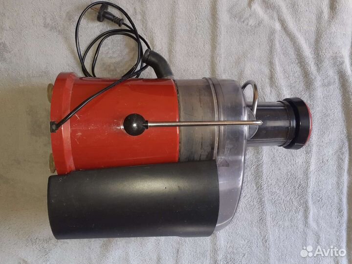 Соковыжималка Maxwell