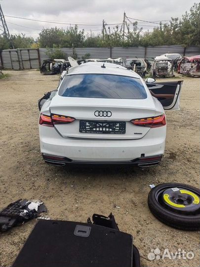 Audi A5 Sportback 2021г (бензин) AT по запчастям