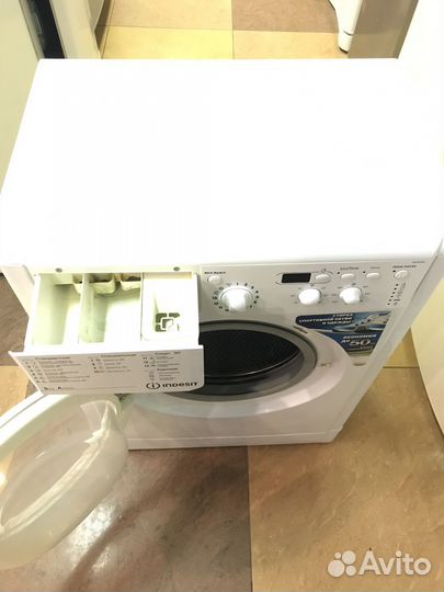 Стиральная машина indesit 5кг на Гарантии