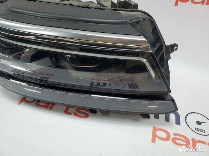 Фара правая Volkswagen Tiguan 2 2019