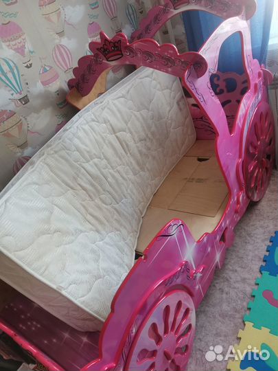 Детская кровать карета
