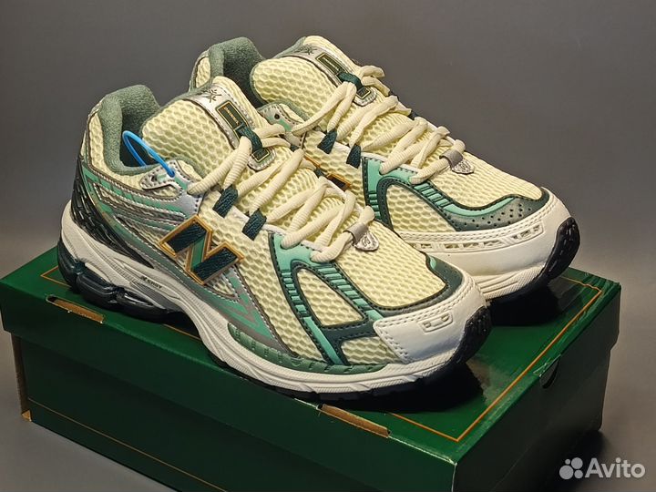 Кроссовки New balance 1906r