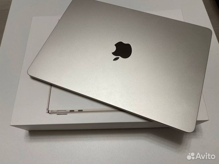 Ноутбук Apple Macbook Air 13 M2 8/256