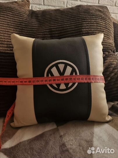 Подушка кожанная в машину Volkswagen