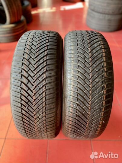 Continental AllSeasonContact 235/60 R18