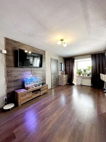 2-к. квартира, 43 м², 3/5 эт.