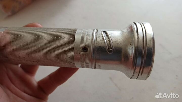 Ручной фонарик производства СССР