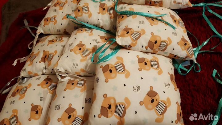 Подушка-позиционер бортики на кроватку