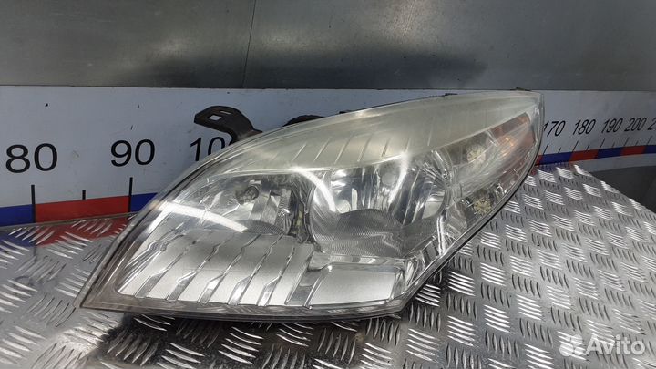 Фара Renault Megane 3 (2009-2016)