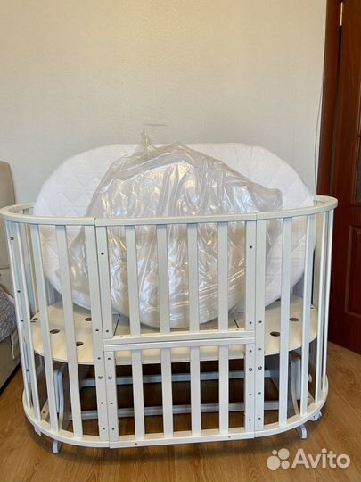 Детская кровать трансформер с маятником