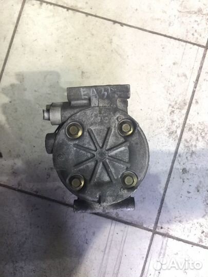 Компрессор кондиционера Mitsubishi Legnum 4G64