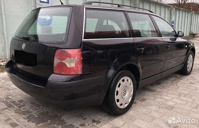Volkswagen Passat 1.6 МТ, 2002, битый, 167 389 км