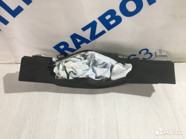 Подушка безопасности в ноги lexus IS350 3.5 ат сед