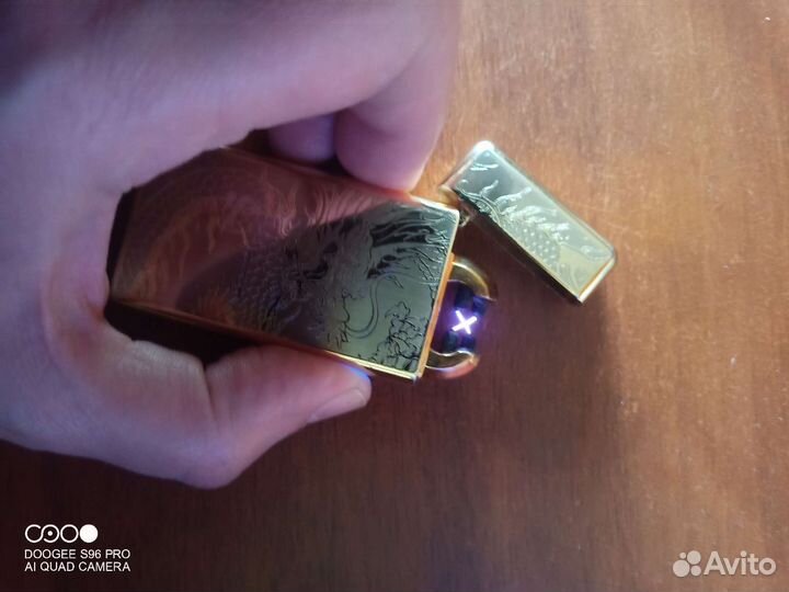 Электрическая зажигалка