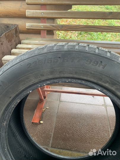 Kumho WinterCraft Ice WI31 235/55 R17