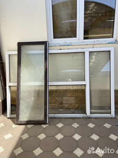 Продаю пластиковое окно