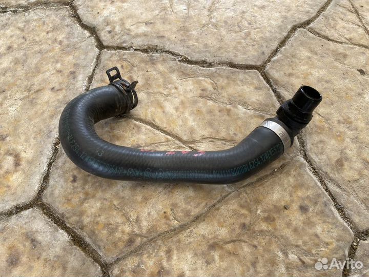 Патрубок системы охлаждения Mercedes C-Class W203