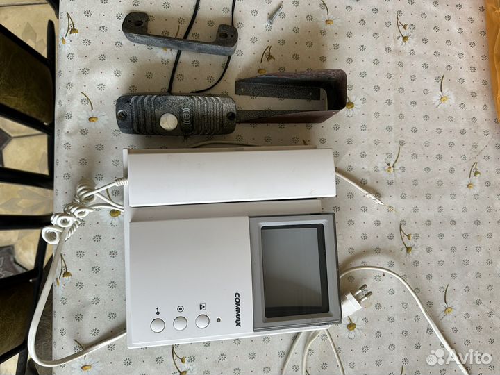 Видео домофон commax