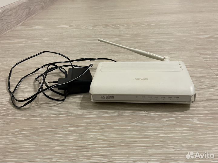 Роутер asus WL-520GU, в хорошем состоянии рабочий