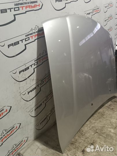 Капот nissan sunny B15 FB15 FNB15 JB15 QB15 SB15 F51004M4AM серебро, KY0 TE073