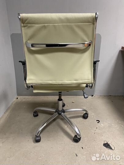 Компьютерное кресло