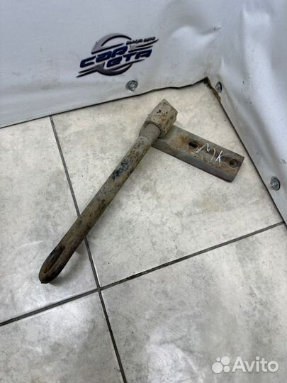 Крюк буксировочный Geely Mk MR479QA 2011