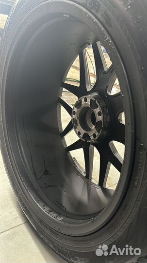 Комплект колес 285/45/r22 AMG G63