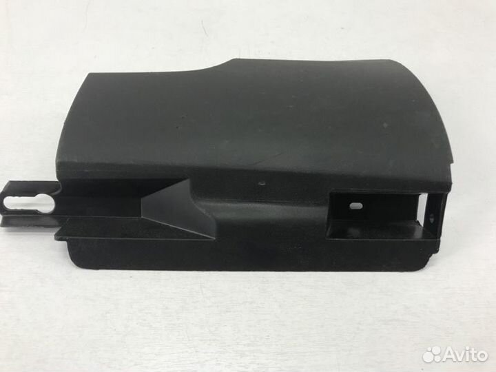 Накладка порога задняя левая Volkswagen Passat B6