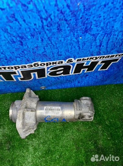 Кронштейн усилителя бампера передний правый Audi