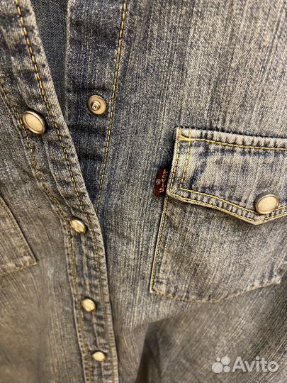 Джинсовая рубашка levis женская