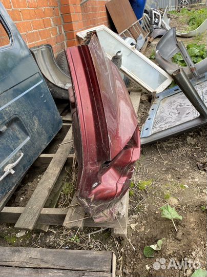 Заднее правое крыло на mazda 3 bk