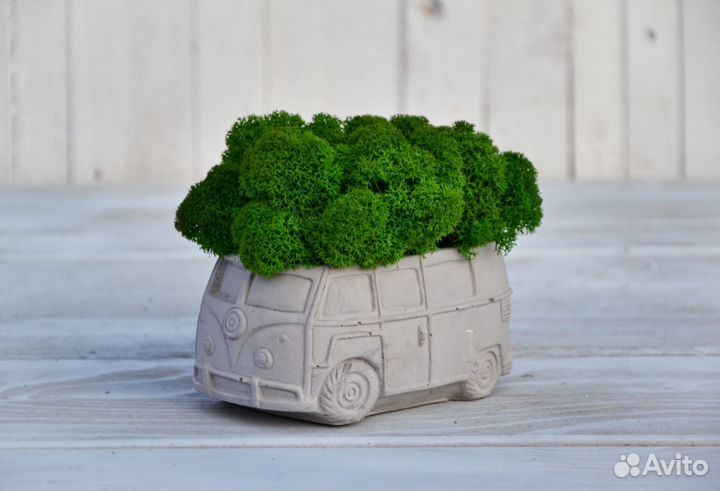 Бетонное кашпо BUS