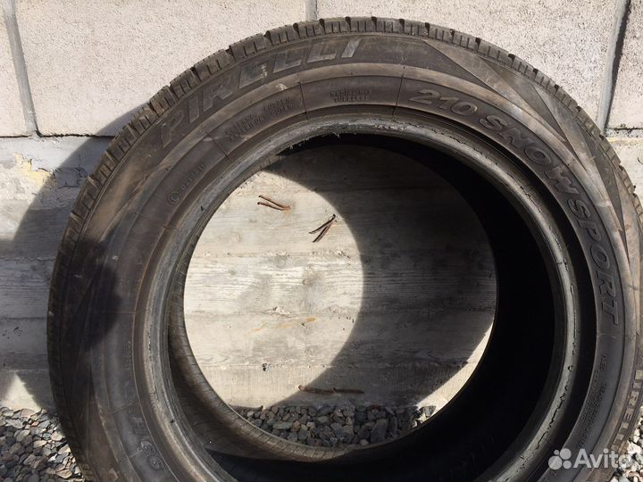 Pirelli 176A2 CE11 TL 235/55 R17 99H