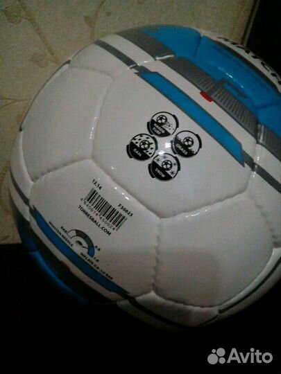 Футбольный мяч