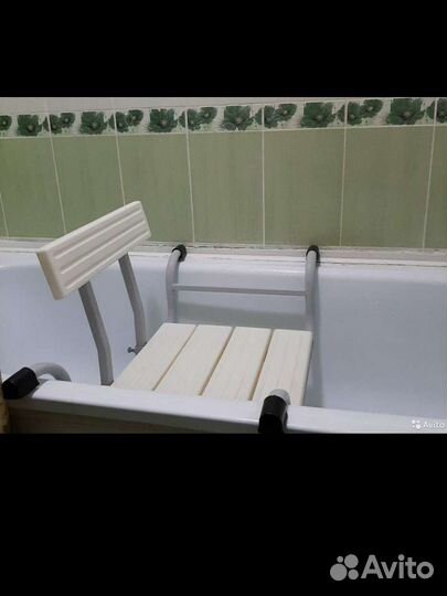 Сиденье для ванны