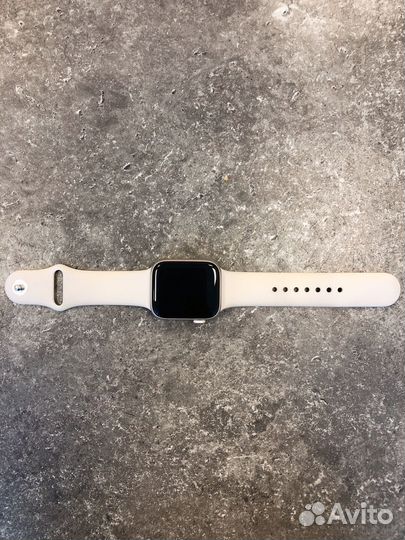 Часы apple watch se 2023
