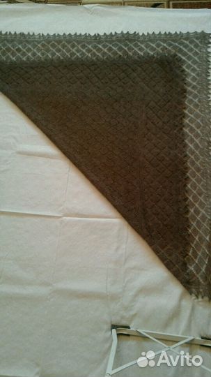 Оренбургская пуховая шаль