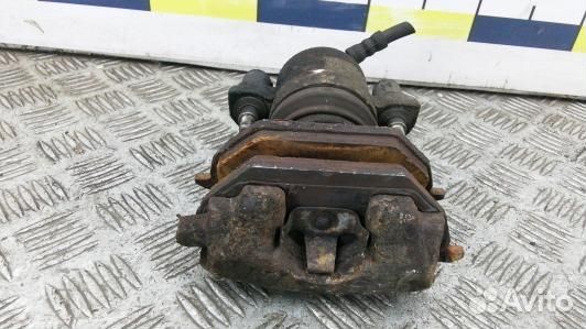 Суппорт тормозной передний правый skoda fabia 2 (2