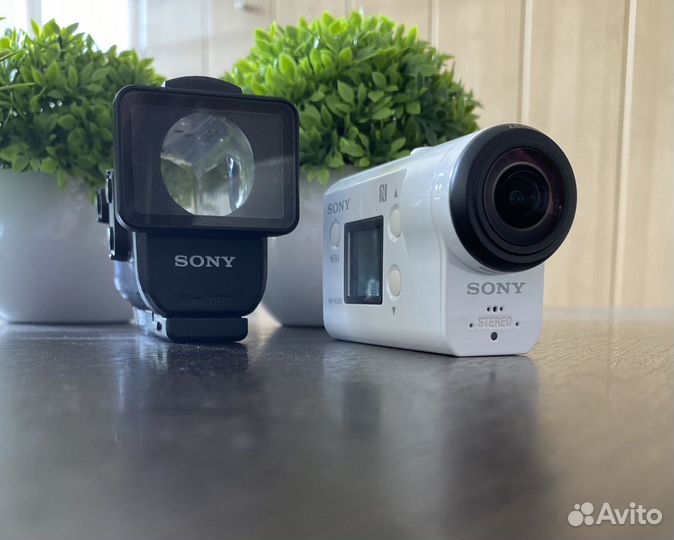 Экшен-камера Sony Full HD Стабилизация