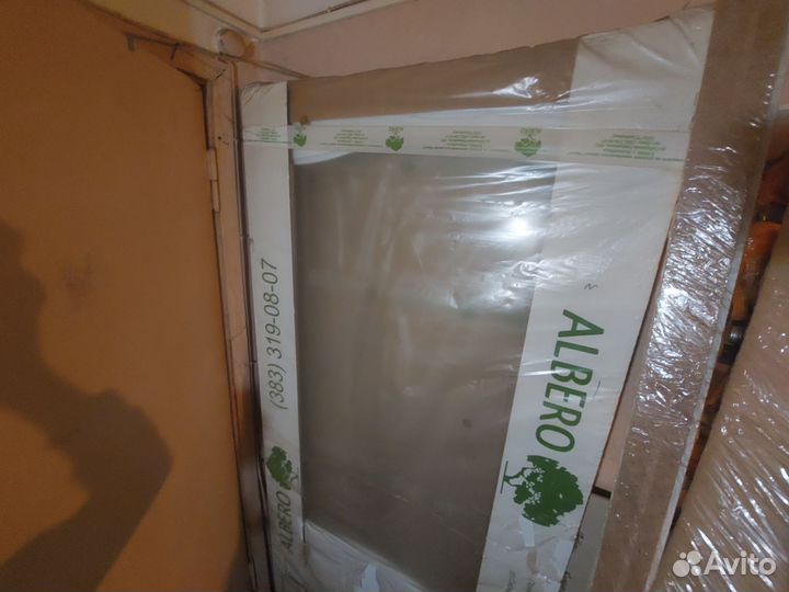 Новая дверь без врезок, с коробкой и наличниками