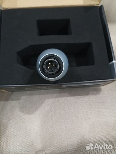 Студийный конденсаторный микрофон