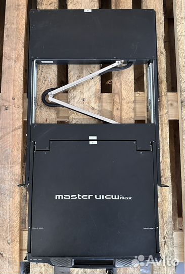 KVM консоль (LCD Switch) CL5716M