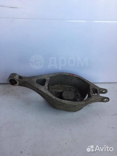 Рычаг задний под пружину левый правый Infiniti Ex