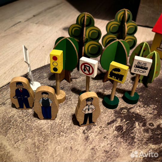 Деревянная железная дорога