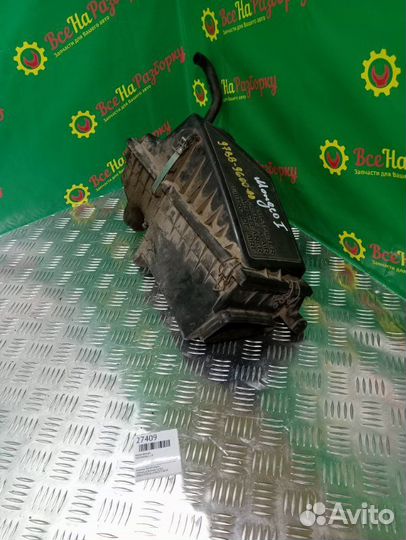 Корпус воздушного фильтра Ford Mondeo 1 1.8