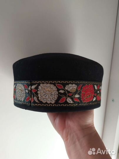 Шапочка фетровая