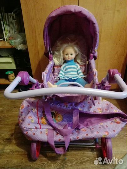 Коляска кукольная
