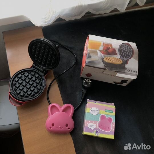 Вафельница электрическая мини