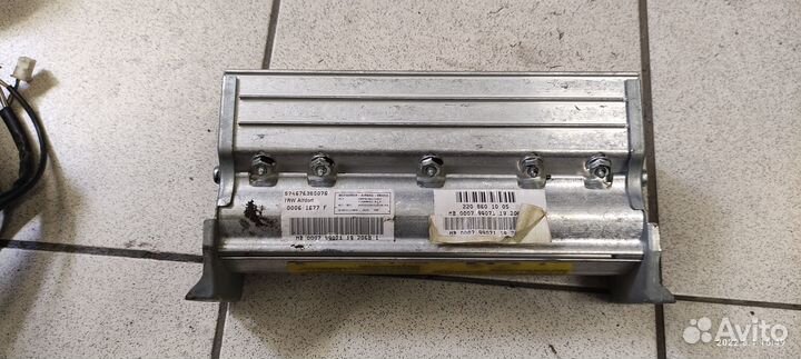 Подушка безопасности пассажира Mercedes-Benz w220