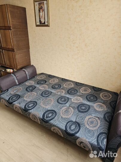 Диван раскладной б/у